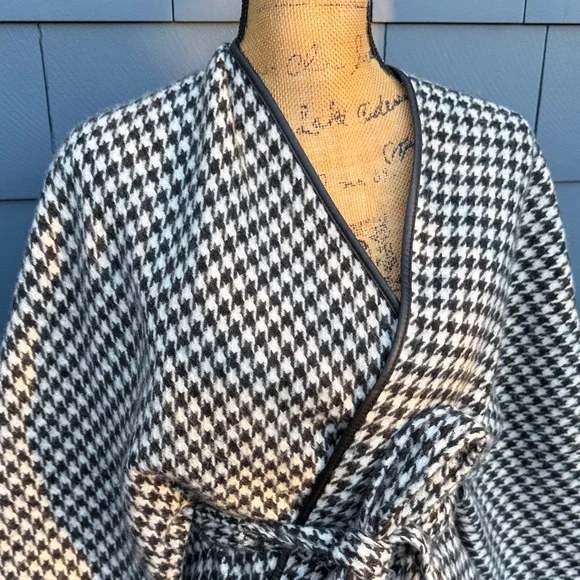 Black and White Houndstooth Wrap Poncho belted convertible soft - Picture 2 of 12